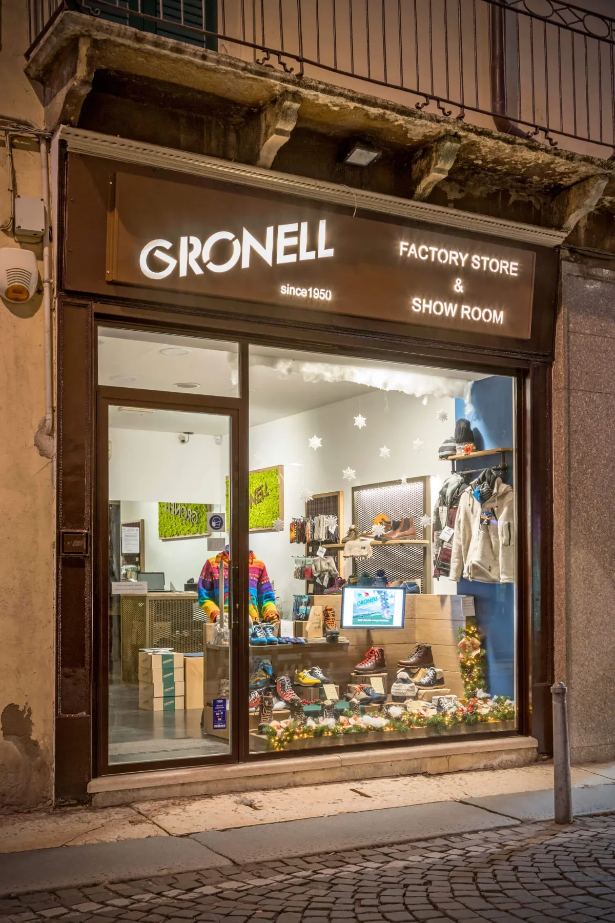 vetrina negozio Gronell