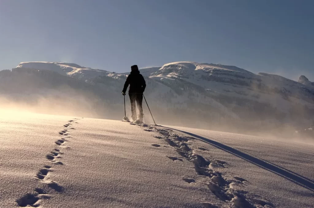 Trekking sulla neve: 5 consigli per scegliere la giornata ideale (ed evitare inconvenienti)